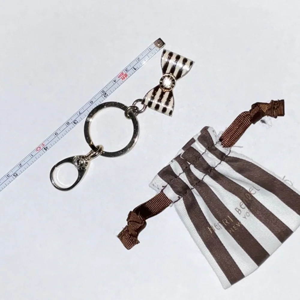 Henri Bendel Bow Keychain + Dust Bag Excellent Used Condition